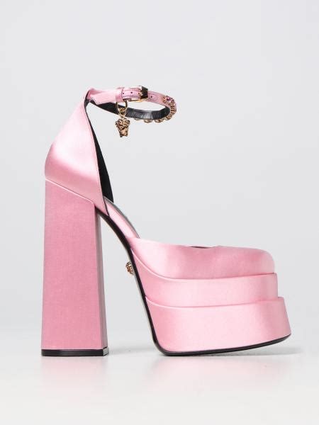 scarpe versace donna con tacco|Nuova collezione di scarpe da donna di Versace su FARFETCH.